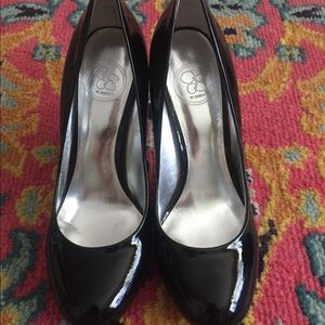 Jessica Simpson black patent heels